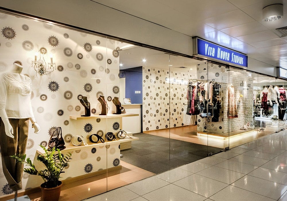 How Does Visual Merchandising Design Singapore Influence Customer Buying Decisions?